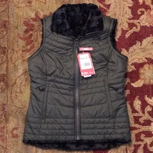 North Face vest NWT